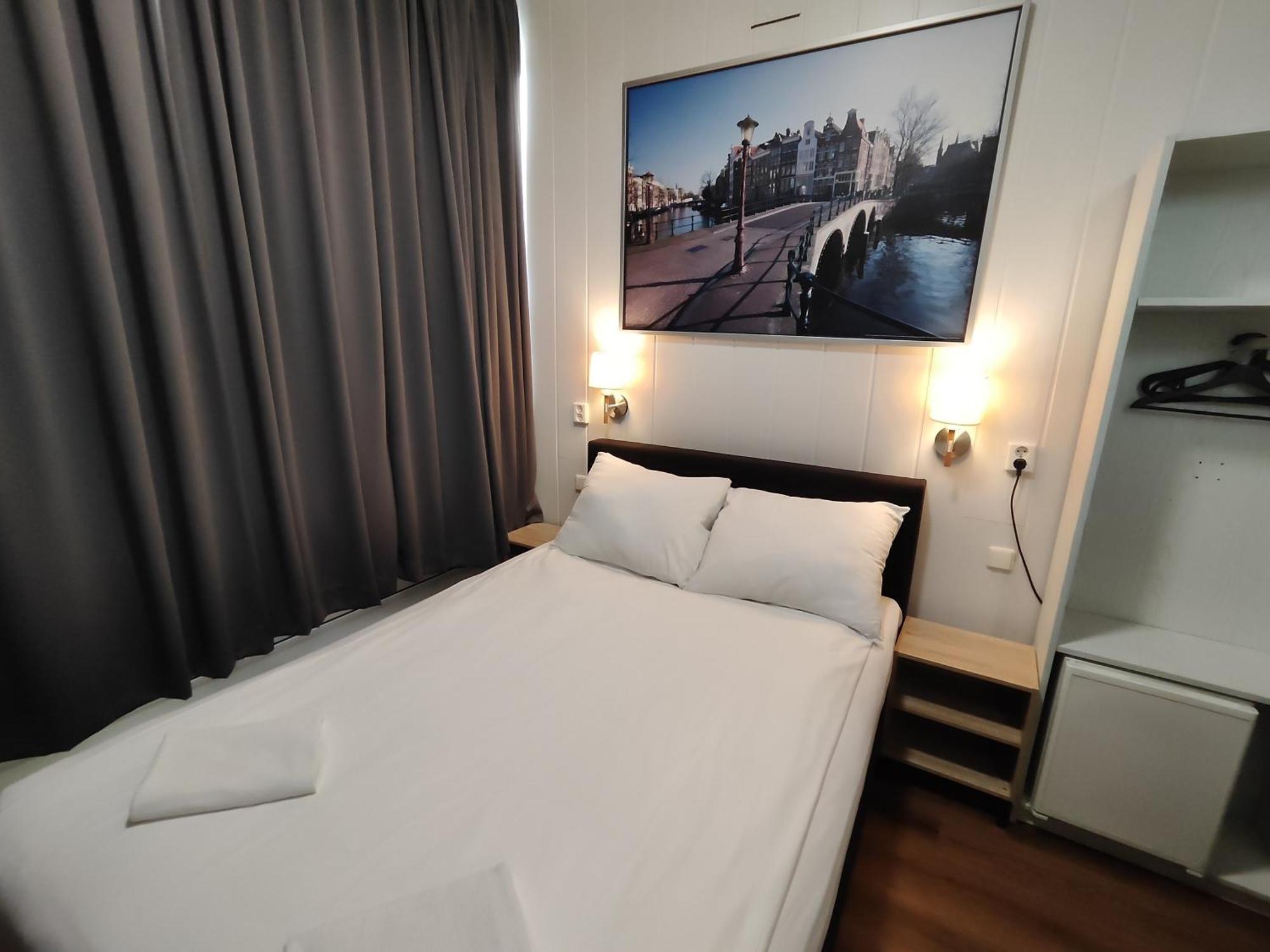 Hotel Holland Lodge Utrecht Bagian luar foto