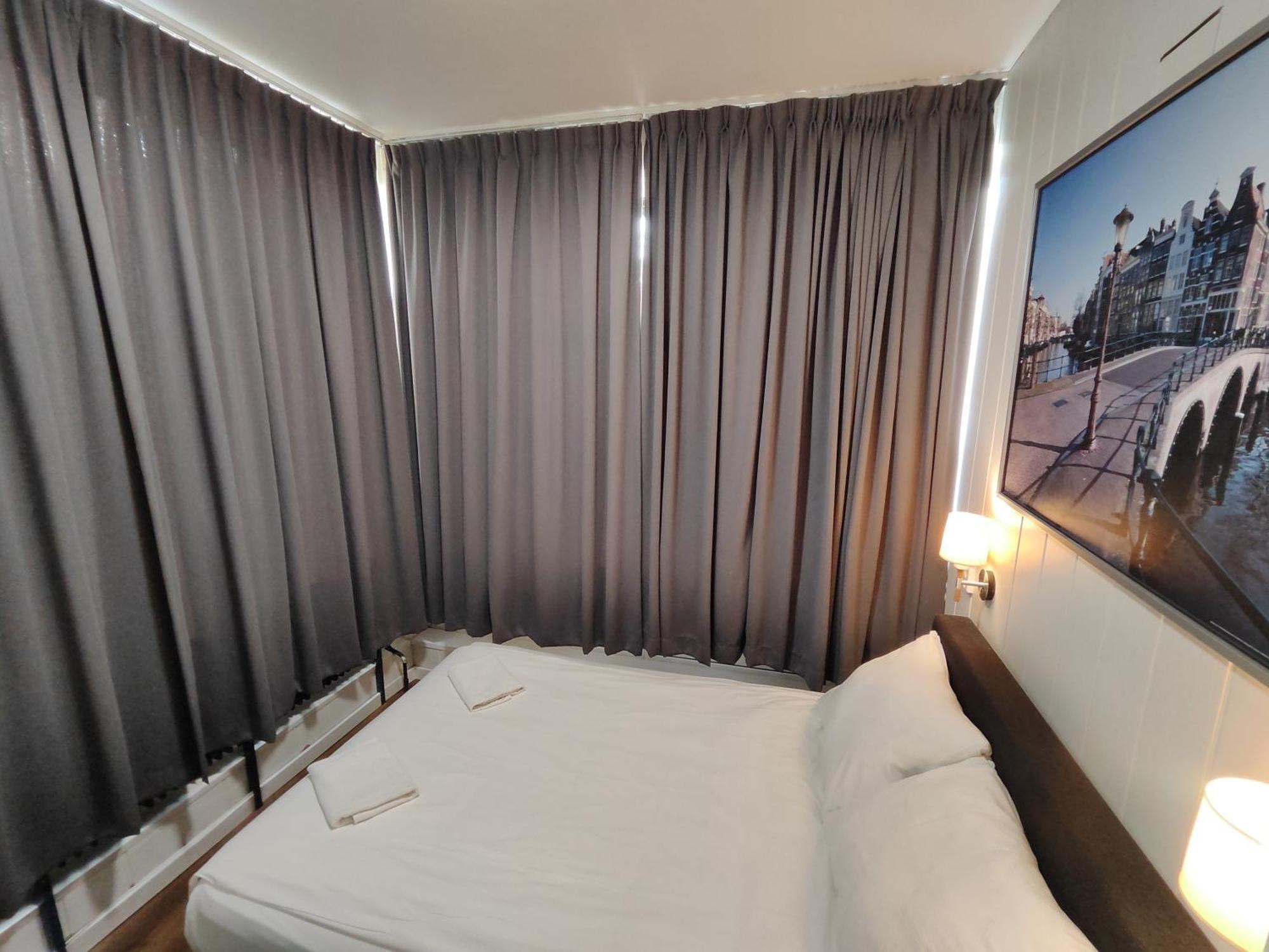 Hotel Holland Lodge Utrecht Bagian luar foto