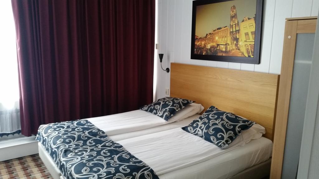 Hotel Holland Lodge Utrecht Bagian luar foto